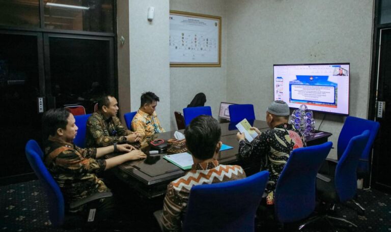 Pemprov Lampung Ikuti Rakor Penyelarasan Regulasi Pusat dan Daerah Secara Daring